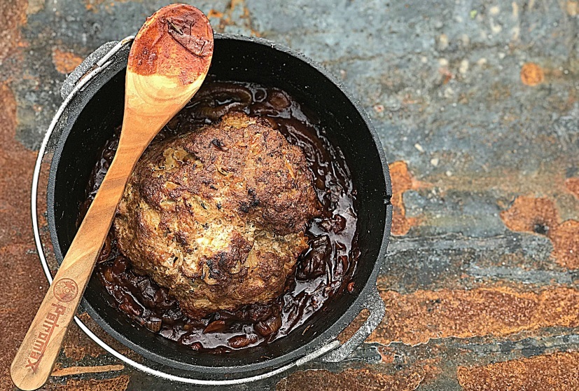 Dutch Oven Hackbraten