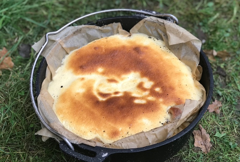 Dutch Oven Kaesekuchen