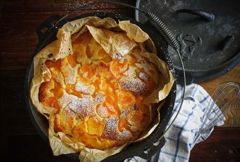 Buttermilch-Rührkuchen mit Aprikosen