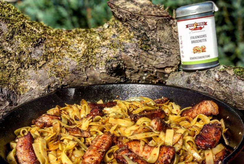 Schnelle Nudelpfanne - Dutch Oven Rezepte
