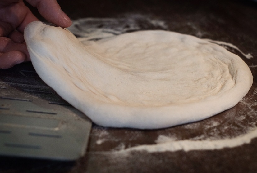 Pizzateig vorbereiten