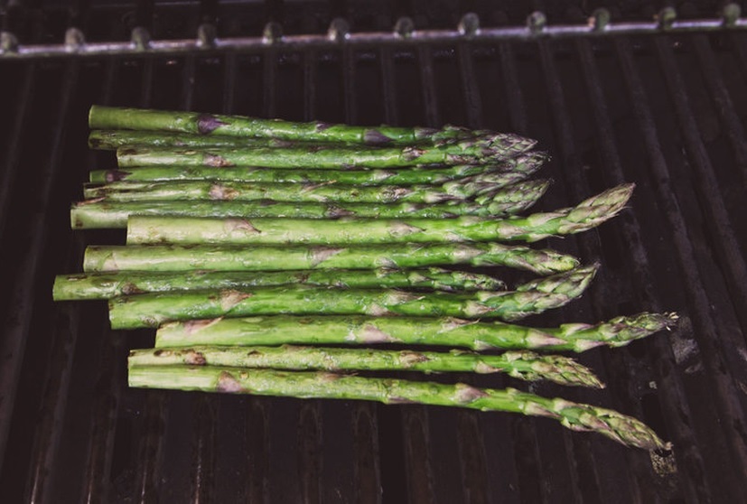 Spargel grillen