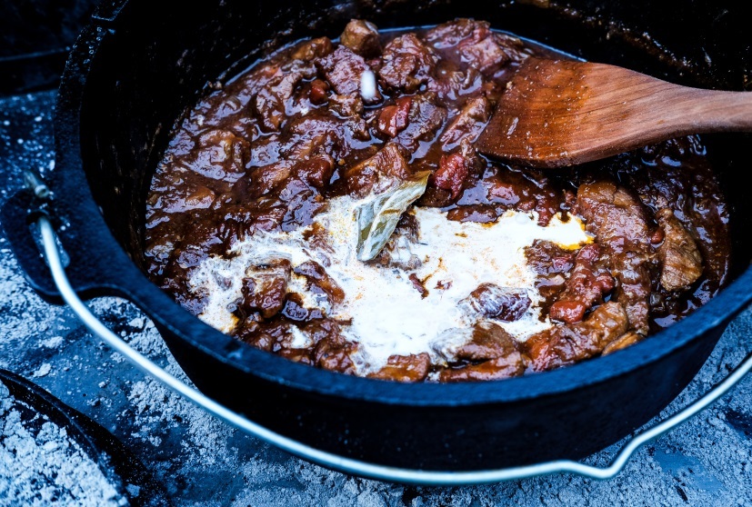 Gulasch mit Rahm